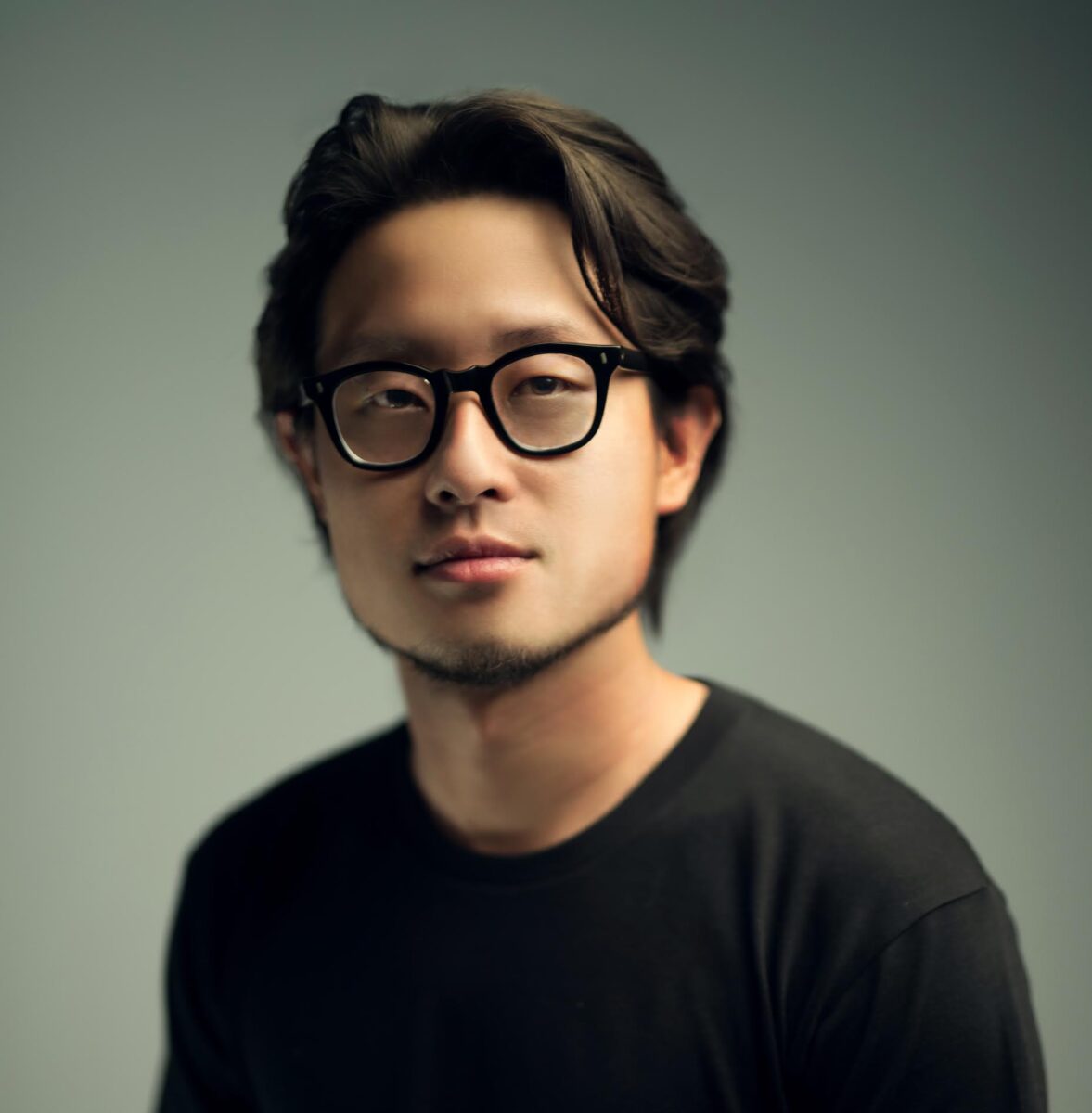 Hogan Lee Headshot